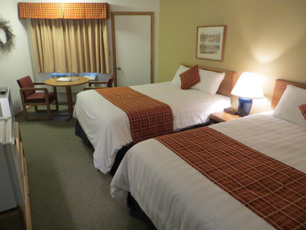 The Nordic Lodge Sister Bay Ruang foto